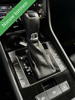 Škoda Superb Skoda Superb Combi 2.0 TDI 150 pk DSG Style Buss. | Navi | Pano | ACC | LED | Leder | Canton | 19
