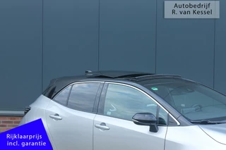 Toyota Corolla Toyota Corolla 2.0 Hybrid GR-Sport Plus I Panoramadak I JBL I NL-auto - afbeelding nr 2