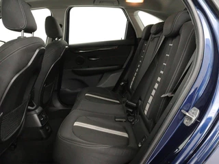 BMW 2 Serie BMW 2-serie Active Tourer 218d | Panoramadak | Sportstoelen | Trekhaak |  Full LED | Climate control | Parkeerhulp | Cruise control | Bluetooth - afbeelding nr 8