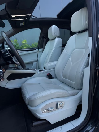 Porsche Macan Porsche Macan 2.0 SPORT 252pk PANO NAVI CAMERA LEDER SPORTVELGEN - afbeelding nr 22