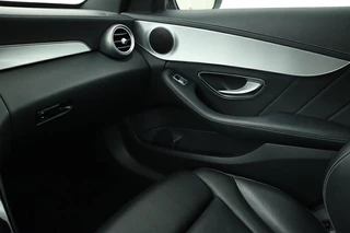 Mercedes-Benz C-Klasse Mercedes-Benz C-klasse 180 AMG | Panoramadak | Leder | Head-Up |  Full LED | Navigatie | Park Assist | Cruise control | Climate control | Bluetooth - afbeelding nr 21