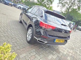 Volkswagen T-Roc Volkswagen T-Roc 1.5 TSI Sport AUTOMAAT Clima|Navi|Camera|Virtual|Nap!! - afbeelding nr 51