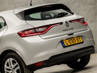 Renault Mégane (NAVIGATIE, CLIMATE, DIGITAL COCKPIT, SPORTSTOELEN, CRUISE, ELEK PAKKET, NIEUWE APK, NIEUWSTAAT) - afbeelding nr 11