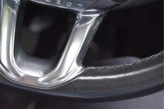 Peugeot 2008 | NL-Auto | Pano.dak | Camera | Carplay | Climate Contr | Cruise Contr | DAB | NAP - afbeelding nr 41