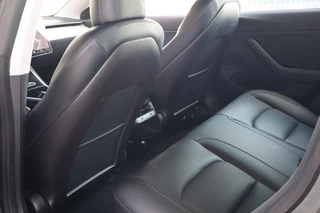 Tesla Model 3 - afbeelding nr 9