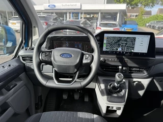 Ford Transit Custom Ford Transit Custom 300 2.0 TDCI L2H1 Limited DC | SCI | 136pk | Artisan Red | Dubbele Cabine | Trekhaak | Dubbele Schuifdeur | Bijrijdersstoel | Sidesteps | Bumperpakket | Zwarte velgen  | Stoelverwarming | Camera - afbeelding nr 9
