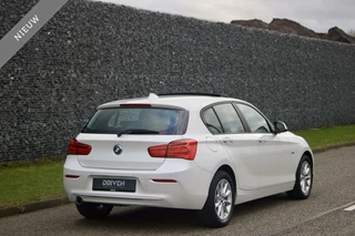 BMW 1 Serie BMW 1-Serie 118i Urban| Parelmoer Wit - Schuifdak - Navi Pro - afbeelding nr 5