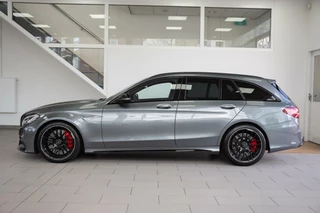 Mercedes-Benz C-Klasse Mercedes C-klasse Estate AMG 63 S Edition 1 Designo Carbon Head Up Burmester Adaptive Dealer Onderhouden - afbeelding nr 34