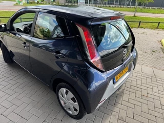 Toyota Aygo Toyota Aygo 1.0 VVT-i X-PLAY AIRCO/CAMERA - afbeelding nr 27