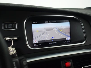 Volvo V40 Volvo V40 Cross Country 1.5 T3 Summum | Leder • Standkachel • Keyless • Goed onderhouden - afbeelding nr 22