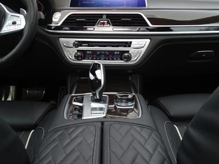 BMW 7 Serie BMW 7 Serie 730d xDr. 265PK High Exec. Individual 2019 / LED *NAP* - afbeelding nr 46