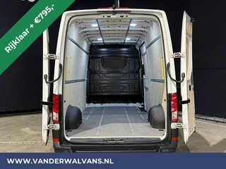 Volkswagen Crafter Volkswagen Crafter 2.0 TDI 140pk Automaat L4H3 L3H2 *Rijklaar Direct Rijden* Euro6 Airco | Navigatie | Cruisecontrol | Camera apple carplay, android auto, parkeersensoren, bijrijdersbank, 270 gr. achterdeuren - afbeelding nr 3