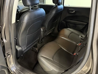 Jeep Compass Jeep Compass 1.3T Night Eagle Liberty Edition | Camera | Climate Control | 19'' Inch - afbeelding nr 9