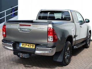 Toyota Hilux Toyota Hilux 2.8 D-4D XtraCab Professional Premium | Automaat | 3500 KG Trekg - afbeelding nr 32