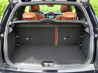 MINI Cooper MINI Cooper Mini 1.5 136PK Automaat Edition | JCW | PANODAK | LEDER | - afbeelding nr 21