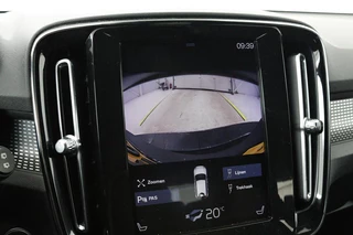 Volvo XC40 Volvo XC40 1.5 T3 R-Design | Stoel & stuurverwarming |  Trekhaak | Camera | Navigatie | Achterbankverwarming | Leder/Alcantara | Full LED - afbeelding nr 15