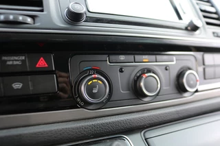 Volkswagen Transporter Volkswagen Transporter 2.0 TDI L2 H1 150pk DC 4-Motion Automaat Airco Led Trekhaak Camera - afbeelding nr 33