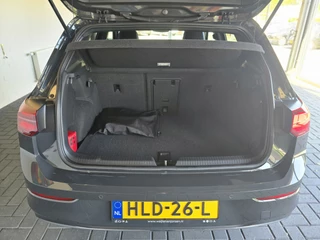 Volkswagen Golf Volkswagen Golf 1.4 eHybrid GTE / Dealer Onderhouden / IQ Light / Stoelverwarming / CarPlay - afbeelding nr 18