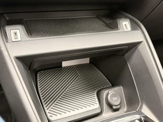 Citroën C4 Citroen C4 1.2 PureTech Shine Led Carplay 360 Camera Pdc 2021 Vol Opties Eerste eigenaar 46073 Km Gereden - afbeelding nr 22