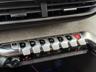 Peugeot 3008 Peugeot 3008 1.6 Hybrid 225 Allure - stoelverwarming - virtu - afbeelding nr 19