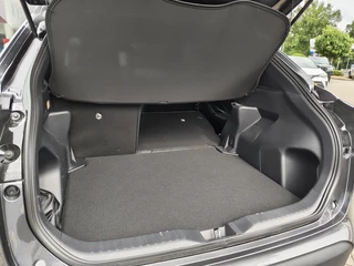 Toyota Yaris Cross Toyota Yaris Cross 1.5 Hybrid 130 Dynamic | Comfort Pack | Sensoren v/a | Stoelverw - afbeelding nr 34