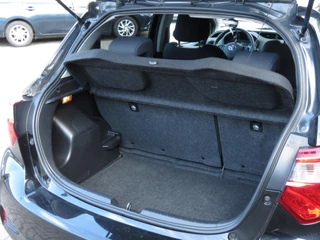 Toyota Yaris Toyota Yaris 1.5 Hybrid Dynamic | NAVI | ACHTERUITRIJCAMERA | KEYLESS ENTRY | CRUISE CONTROL | DEALER ONDERHOUDEN | - afbeelding nr 25