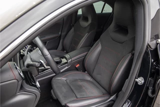 Mercedes-Benz CLA Mercedes-Benz CLA 180 AMG Widescreen, Sfeerverlichting, Camera, 19