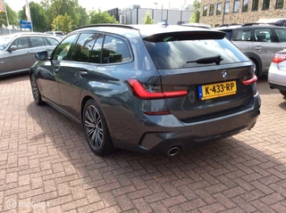 BMW 3 Serie BMW 3-serie Touring 320i High Executive M-Pakket Panorama dak - afbeelding nr 10