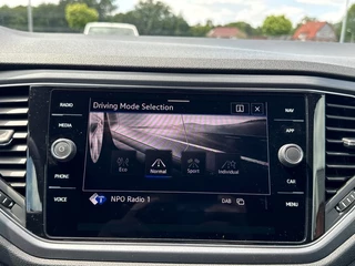 Volkswagen T-Roc Volkswagen T-Roc Cabrio 1.5 TSI DSG R-LINE NAVI/ACC/PDC/CARPLAY/STOELVERW - afbeelding nr 22