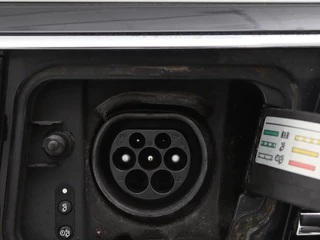Volkswagen Passat Volkswagen Passat 1.4 TSI PHEV GTE | Stoelverwarming | Massage |  Carplay | Camera | Adaptive cruise | Matrix LED | Navigatie | Memory | Sfeerverlichting - afbeelding nr 22
