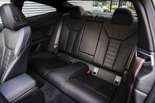 BMW 4 Serie BMW 4-serie Coupé M440i xDrive High Executive | Vol opties | Panodak | H&K | Head-Up | Laser | 19 inch | NL auto | - afbeelding nr 36