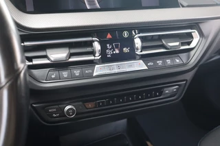 BMW 1 Serie BMW 1 Serie 118i | Geen import | M pakket | Navi | Compleet - afbeelding nr 14