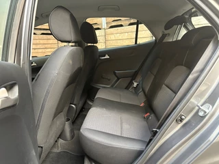 Kia Picanto Kia Picanto 1.0 DPi ComfortLine Airco Elektrische ramen bluetooth - afbeelding nr 10