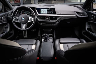 BMW 1 Serie BMW 1-serie 120i|PANO|H&K|M-PAKKET|KUIPSTOELEN|CAMERA|19'' - afbeelding nr 8