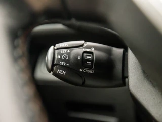 Peugeot 3008 Peugeot 3008 1.2 PureTech Sport Automaat (APPLE CARPLAY, GROOT NAVI, 360 CAMERA, CLIMATE, SPORTSTOELEN, LANE ASSIST, CRUISE, NIEUWSTAAT) - afbeelding nr 20