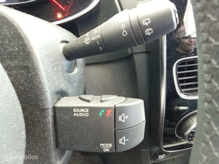 Renault Clio Renault Clio 1.2 TCe Bose APPLE CARPLAY PDC BOSE LMV CRUISE - afbeelding nr 20