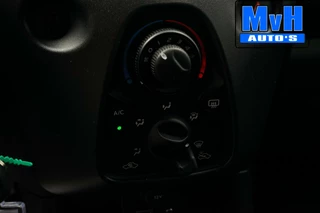 Toyota Aygo Toyota Aygo 1.0 VVT-i x|AIRCO|ORG.NL|LED|ISOFIX|CARBON - afbeelding nr 9
