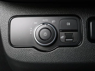 Mercedes-Benz Sprinter Mercedes-Benz Sprinter 319CDI 3.0V6 7G-Tronic Automaat L2H2 | 3500Kg Trekhaak | Led | Navigatie | Camera | Airco | Cruise | Betimmering - afbeelding nr 9