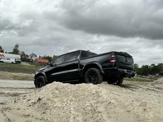 Dodge Ram 1500 Dodge Ram 1500 4X4 5.7 V8 4x4 CrewCab Sport|22