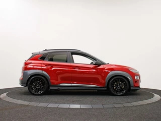 Hyundai Kona Hyundai Kona EV Premium 64 kWh | Verlaagd | Trekhaak tbv fietsendrager - afbeelding nr 13