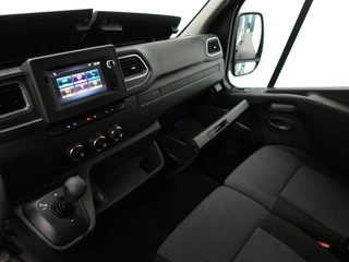 Renault Master Renault Master 150PK L2H2 Energy Work Edition Automaat Airco Cruise Control Camera Navi Parkeersensoren  Trekhaak - afbeelding nr 22