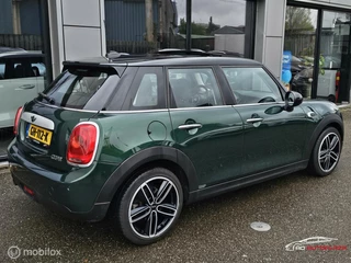 MINI Cooper Mini Mini 1.5 Cooper Serious Business Panorama/Navigatie/PDC - afbeelding nr 2