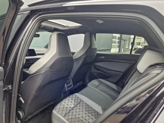 Volkswagen Golf Volkswagen GOLF 1.5 eTSI 3x R-Line Business+ /Pano /Garantie - afbeelding nr 11