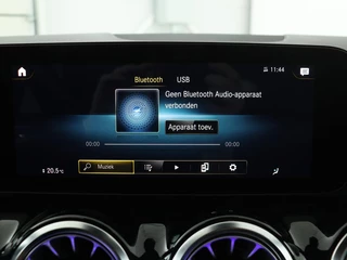 Mercedes-Benz B-Klasse Mercedes-Benz B-klasse 250e AMG Night | Stoelverwarming | Camera |  Carplay | Sfeerverlichting | Leder/Alcantara | Full LED | Widescreen - afbeelding nr 21