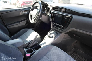 Toyota Auris Toyota Auris 1.8 Hybrid Comfort/Led/Navi/Bt/Parkass./Pano/ - afbeelding nr 4