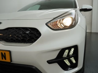 Kia Niro - Navigatie - Camera - Climate control - Cruise control - Trekhaak - Fabrieksgarantie tot 06-2027 - afbeelding nr 14