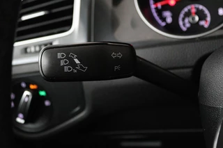 Volkswagen Golf Volkswagen Golf 1.0 TSI Comfortline Automaat (NAVIGATIE, CARPLAY, STUURBEDIENING, PARKEERSENSOREN, CLIMA) - afbeelding nr 14