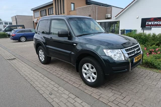 Mitsubishi Pajero Mitsubishi Pajero 3.2 DI-D 4X4|AUTOMAAT|TREKHAAK|NAVIGATIE| - afbeelding nr 7
