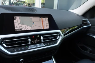 BMW 3 Serie BMW 3 Serie 330E Navi, Clima, Apple Carplay/ Android Auto, etc. - afbeelding nr 26