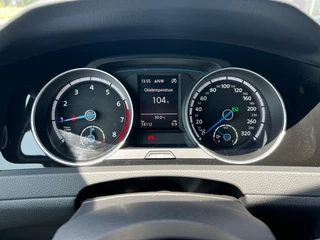 Volkswagen Golf Volkswagen Golf 2.0 TSI R 4M - afbeelding nr 25